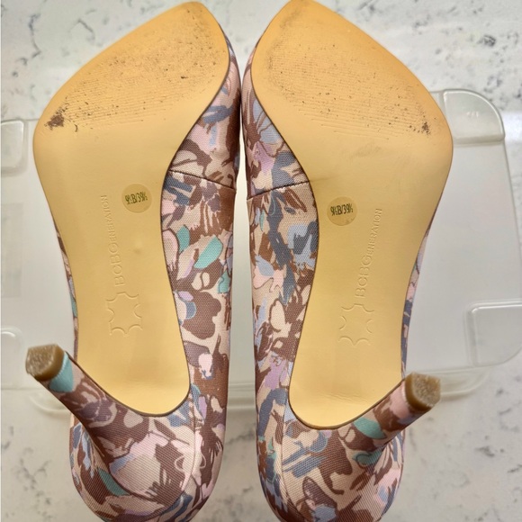 BCBGeneration Floral Heels in Pink and Blue - Picture 4 of 6